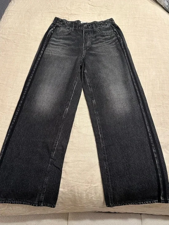 rb Miramar Wide-Leg Track Pants
Cotton Terry Washed Black - Picture 3 of 8